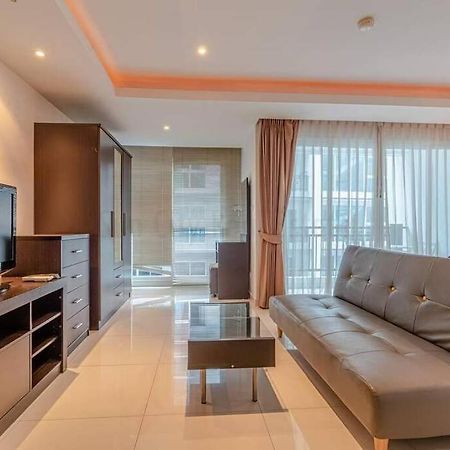 Avenue Residence C5 Pattaya Exterior foto